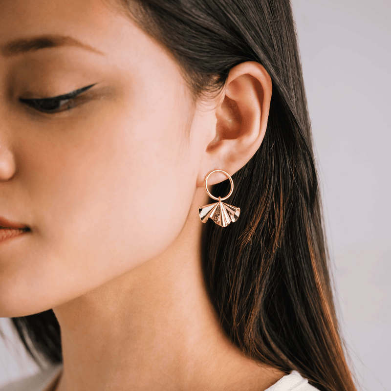 Lover's Tempo Countour Drop Gold Plated Earrings